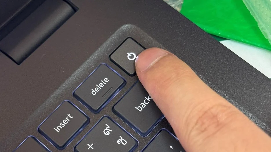 แก้จอฟ้า Windows 11 - Step 1